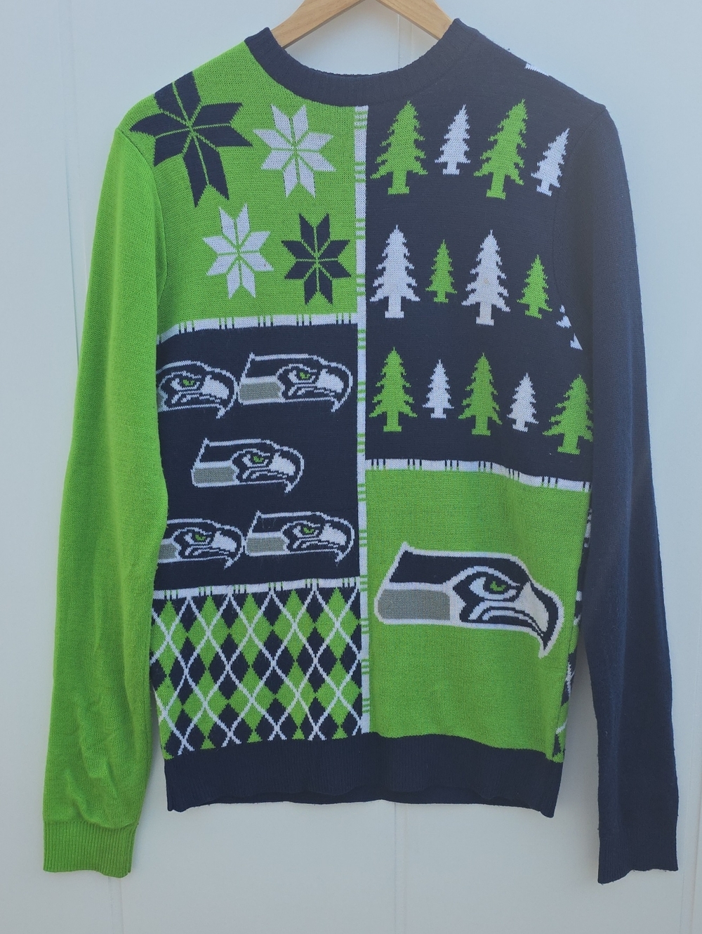 Seattle Seahawks NFL Ugly Christmas Sweater Crewneck Party Mens Medium